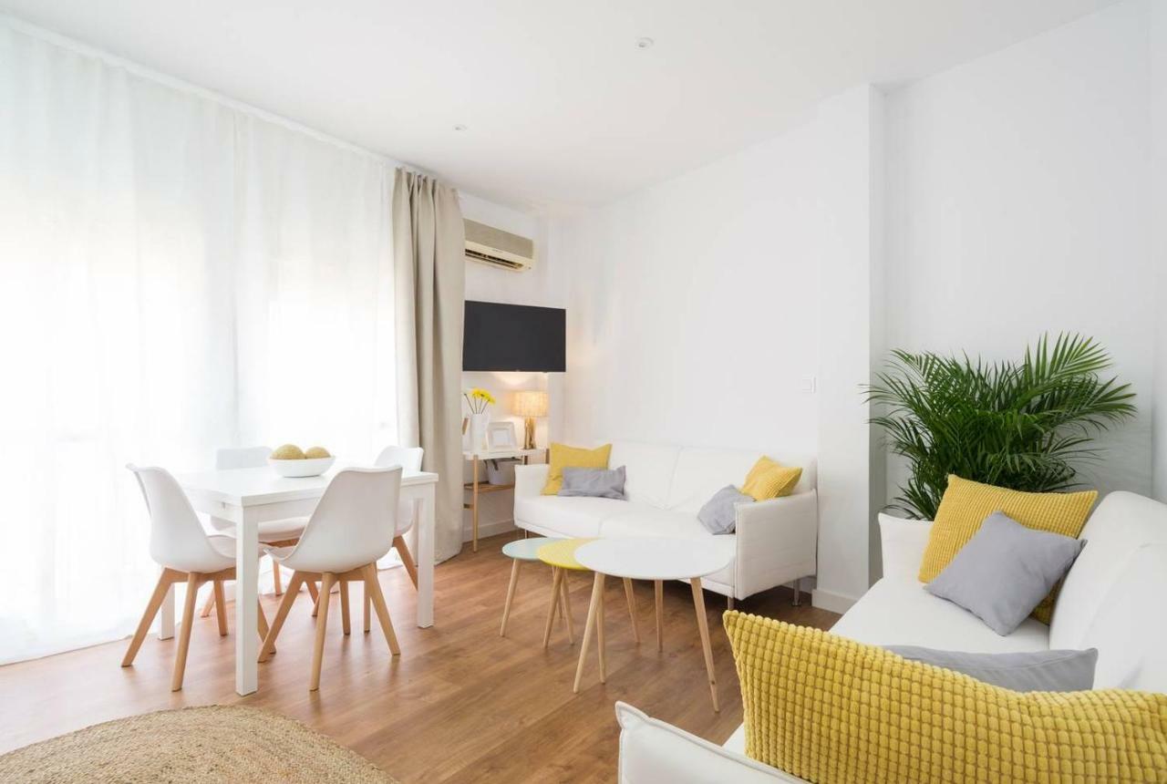 Lyrioshomes Malaga Cervantes Εξωτερικό φωτογραφία