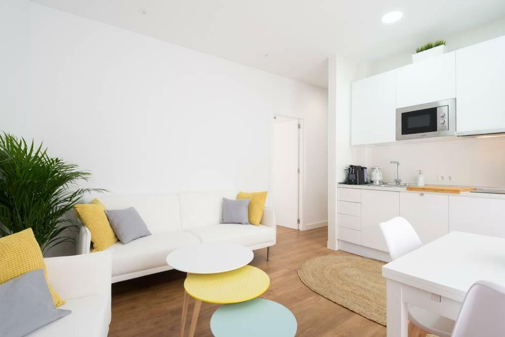 Lyrioshomes Malaga Cervantes Εξωτερικό φωτογραφία